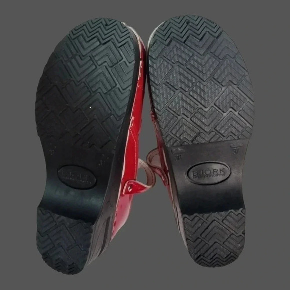 BJork Marcella Mary Jane red patent leather clogs - Picture 7 of 11